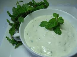 Ir para  <p><big>&nbsp;1/2 x&iacute;cara de creme de leite;</big></p>

<p><big>2 colheres de sopa de suco de lim&atilde;o;</big></p>

<p><big>1 colher de ch&aacute; de...